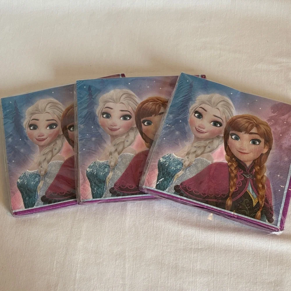 Disney Frozen Tableware Set Napkins/Tablecloths -  Lot of 3
